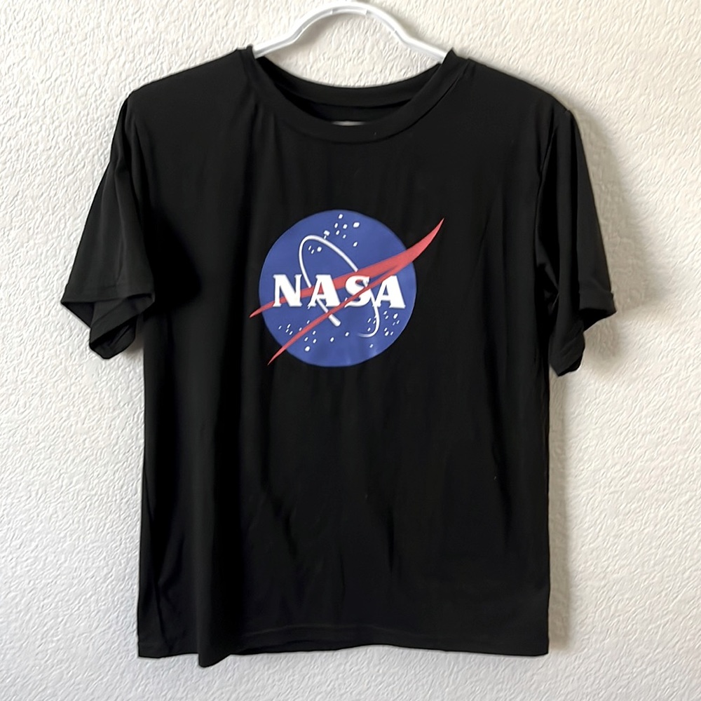 Oversized Black NASA graphic Tshirt